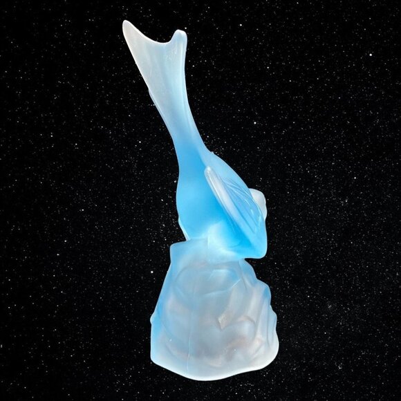 L.E Smith Art Glass Satin Frosted Light Blue Bird Figure 8.75”T 6”W - Picture 9 of 11